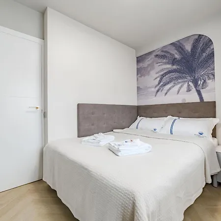 Seashell Crown Luxury Daire